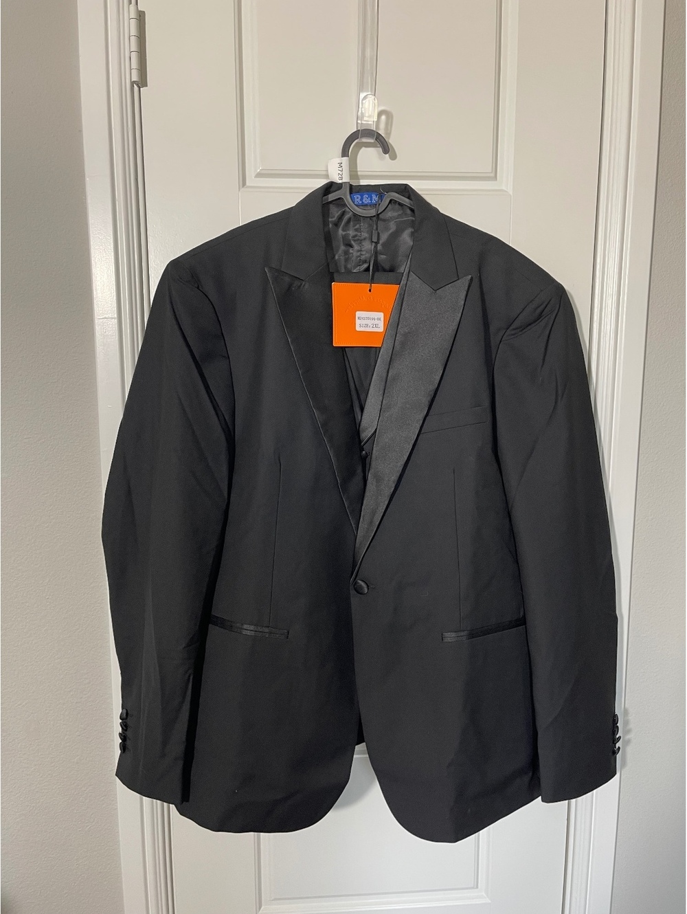 Suit for Men Size XXL Black Tuxedo 3 Pieces M728 Notch Lapel